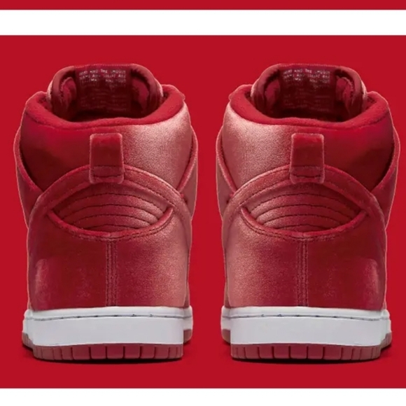 Red Velvet Nike Dunks High Size 10mens - Picture 3 of 5